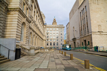 Obraz premium Cityscape of waterfront in Liverpools city, England.