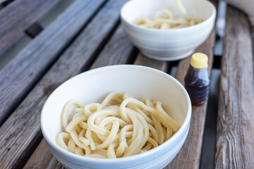 日本の香川県のとても美味しいうどん