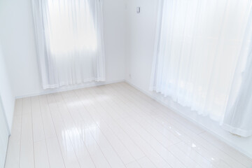 新築住宅の部屋の写真。床コーティングあり。