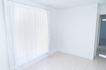 Fototapeta premium 新築住宅の部屋の写真。床コーティングあり。