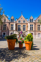 l' Hôtel Groslot, ancienne Mairie à Orléans