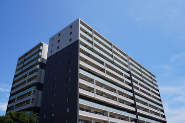 Obraz premium Photographs of apartment(condominium) buildings. The photograph is designed for composition and perspective.