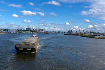 schubschiff auf dem Nordseekanal Amsterdam
