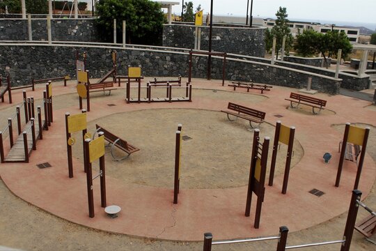 parque, rehabilitaci&oacute;n, gimnasia, ejercicios, calle