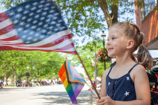 Little girl enjoys the 4th of July parade