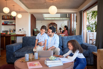 Obraz premium Dad, laptop and kid on couch for e learning, streaming and online or video for education. Children, father or girl and technology in lounge or home for teaching, studying or happy together in morning