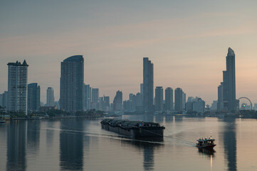 Obraz premium Bangkok Thailand Cityscape business city downtown view by Chao Phraya River