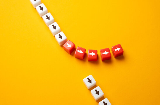 The path of the arrows deviates from the main path. Go off the road, deviate from the course. Take the risk of changing the movement and course of events.