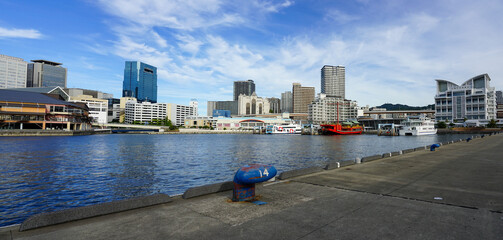 神戸港中突堤のポラード（兵庫県神戸市）