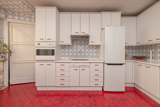  Kitchens can have different layouts, such as L-shaped, U-shaped, in-line, or with a central island, depending on the space available