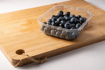 fruit blueberry on plate