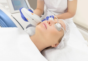 Photorejuvenation,Cosmetic Laser Dermatology ,dermatologist offices,laser technology	