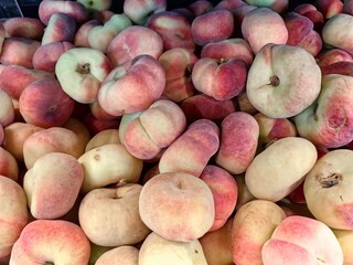 Ripe peaches in the supermarket