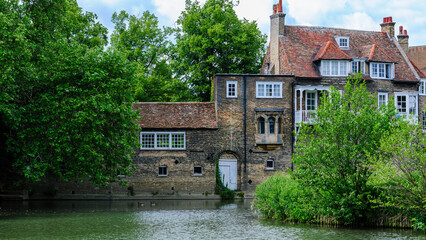 Fototapeta premium canal and houses