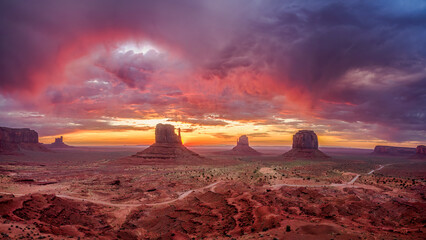 Monument Valley Sunrise