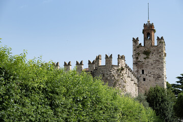 CASTELLO DI PASSIRANO