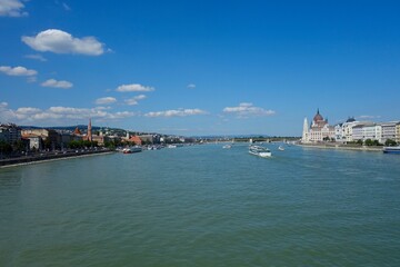 Naklejka premium Budapest, Hungary's capital city, sits on the Danube River in Eastern Europe