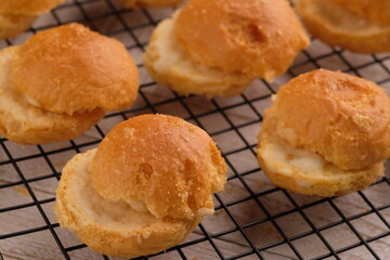 Bagelen bread is a native food product typical of Purwokerto. This dry bread was previously made in Bagelen Village, Purwokerto, Central Java. Sweet dry bread. Roti.