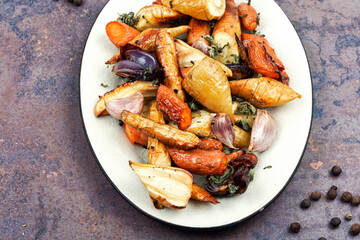 Parsnip root and carrots.