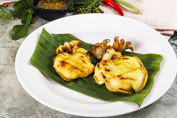 Delicous Grilled cuttlefish with sauce