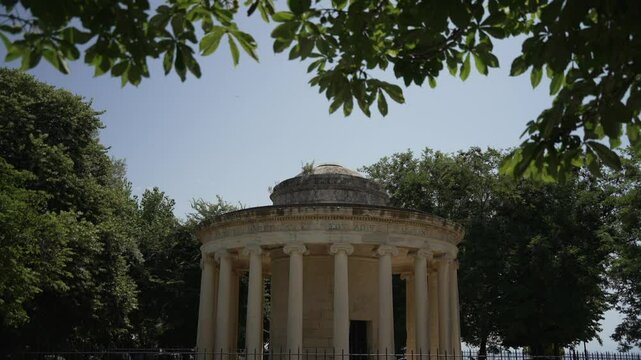 View of Maitland Monument in Leonida Vlachou park and garden, UNESCO World Heritage Site, Corfu Town, Corfu, Ionian Sea, Greek Islands, Greece
