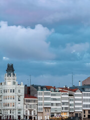 Fototapeta premium Historic city skyline evening sky
