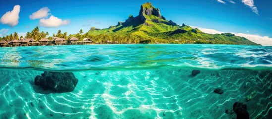 Fototapeta premium Tropical Paradise: Moorea Island Split View