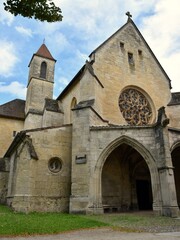 Fototapeta premium La chapelle de l’ancienne Chartreuse Saint-Sauveur de Villefranche-de-Rouergue dans l’Aveyron