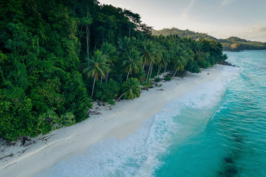 Tropical paradise at Pantai Kelapa Lima, Central Sulawesi, Indonesia; Kelapa Lima, Banggai Selatan, Banggai Laut, Central Sulawesi, Indonesia