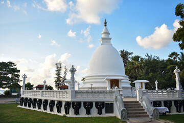 Statue of Lord Buddha at Nagadeepa Purana Vihara, Nainativu, Jaffna, Sri Lanka.
Translation:...