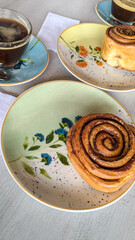 coffee cinnamon rolls rollos de canela vintage food for bar