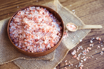 Pink Himalayan salt in wooden  bowl