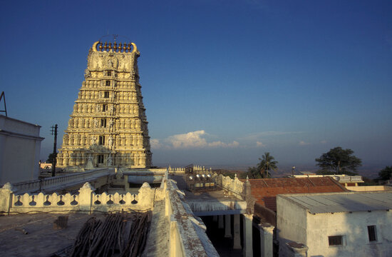 INDIA KARNATAKA MYSORE CHAMUNDESHWARI TEMPLE