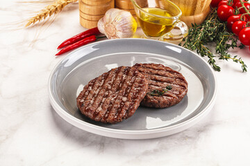 Grilled beef cutlet for burger