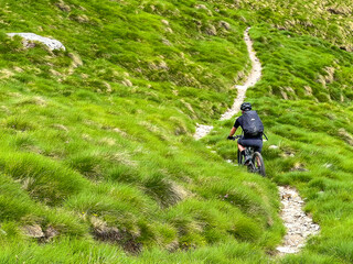 Moutainbike ride in the alps