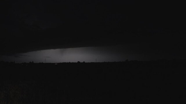 Gewitter mit starken Blitzeinschl&auml;gen in Deutschland