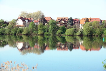 Neckar mit Ladenburg