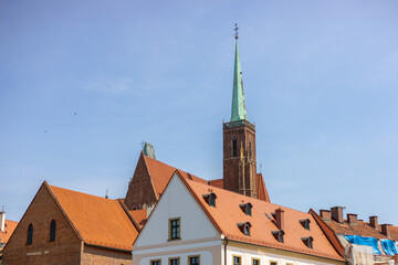 Obraz premium Collegiate Church of the Holy Cross and St. Bartholomew. The oldest part of the city of Wroclaw, Poland