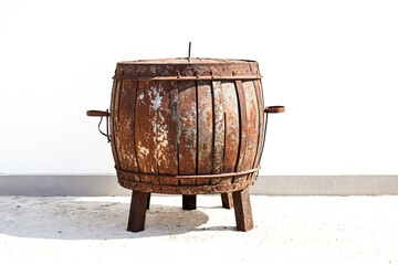 Fototapeta premium Rusty Barrel on Sand
