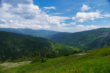 Obraz premium View of Labsky Dul in the Czech Karkonosze Mountains.