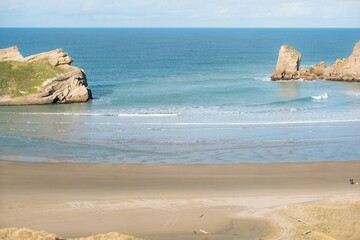 Heavy waves hitting the Beach at Castlepoint © Louis