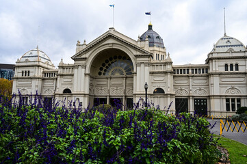 Fototapeta premium View of the Royal Exhibition Building in Melbourne, Australia.