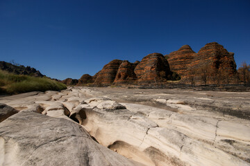 Obraz premium Picanniny Structure with beehive domes in the Bungle Bungle ranges (Purnululu), Western Australia