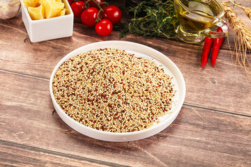 Raw dry quinoa seeds cereal
