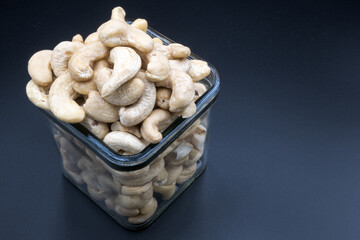 Cashew nuts are the perfect snack for any occasion.
