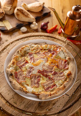 Carbonara pizza with bacon