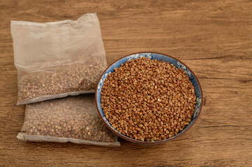 Kasza gryczana sypka nieugotowana w plastikowych torebkach