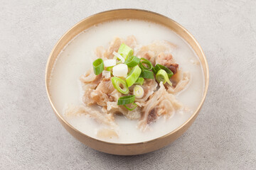   Doganitang is a soup made by boiling beef’s kneecaps.