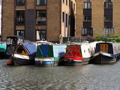 a view of Ice Wharf Marina and Battlebridge Basin on the Regents Canal near Kings Cross in central London