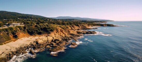 Obraz premium Coastal Cliffs and the Expansive Ocean